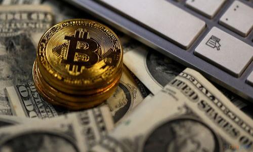 要回答你提出的问题，我们首先需要了解Tokenim是什么，以及它是否允许存储比特币（BTC）。Tokenim是一个加密货币交易平台，旨在提供用户友好的交易体验，包括对多种加密货币的支持和便捷的管理工具。

### Tokenim可以存储BTC吗？

根据Tokenim的功能和特点，用户可以在该平台上进行多种加密货币的交易和存储，包括比特币。一般来说，交易平台支持多种主流加密货币的存储和交易，因此Tokenim也不例外。用户在Tokenim上创建账户后，可以将BTC发送到其Tokenim钱包进行存储，同时也可以进行交易。

### 考虑存储比特币的优势

#### 1. 安全性
在Tokenim上存储比特币通俗来讲，是相对安全的，前提是用户采取必要的安全措施，如使用强密码、启用双重身份验证等。平台通常会提供冷钱包和热钱包等安全策略，以提高用户资产的安全性。

#### 2. 便捷性
使用Tokenim这样的交易平台可以方便用户随时随地进行比特币交易。无论是买入、卖出还是存储，用户只需要通过平台的用户界面即可完成，操作简便，适合新手和经验丰富的交易者。

#### 3. 额外功能
Tokenim可能还提供丰富的工具和功能，例如实时市场数据、分析工具、图表和趋势分析。这使得用户在存储BTC的同时，能够更好地把握市场动态，以便做出更明智的交易决策。

### 可能的相关问题

接下来，我们会深入探讨四个可能与“Tokenim可以存BTC吗”相关的问题，分别从安全性、交易手续费、平台信誉、以及操作指南几个方面来详细介绍。

#### 1. Tokenim的安全性如何？

在数字金融领域，安全性一直是用户最为关注的问题之一。Tokenim作为一个因特网交易平台，使用了多种安全机制来保障用户资产的安全性。

首先，Tokenim会采用冷钱包和热钱包的组合方式来存储用户的数字资产。冷钱包是指离线存储的数字钱包，通常更为安全，因为它不直接连接到互联网，自然就降低了被黑客攻击的风险。而热钱包则是与互联网相连的在线钱包，通常用于日常交易。这种冷热结合的方式，不仅提高了安全性，也提升了用户的交易便利性。

其次，Tokenim还会通过加密技术来确保用户的提现、交易及其他敏感信息的安全。此外，该平台通常会实施多重身份验证（2FA）机制，要求用户在登录或进行大额交易时，提供额外的身份验证信息。这项措施可以有效防止未授权的访问。

最后，对于用户的资金，Tokenim通常会设置一定的保险机制，以保护用户在极端情况下的资产安全。例如，如果平台遭遇黑客攻击，用户有可能获得一定的赔偿，这也是很多知名交易所采取的一种策略。

#### 2. Tokenim的交易手续费是多少？

交易手续费是用户在使用加密货币交易平台时必须考虑的重要因素之一。在Tokenim平台上，交易手续费通常会依据多种因素而变化，包括交易金额、交易类型（比如市价单或限价单）等。

一般而言，Tokenim会收取一定比例的交易手续费，通常在0.1%到0.5%之间，具体费用会参考平台的官方公告。需要注意的是，手续费通常会在交易结算时直接扣除，这意味着用户需要提前考虑手续费对交易收益的影响。

另外，Tokenim有时也会为大额交易提供优惠，或者在某些特定时段内，平台会推出免手续费活动以吸引用户。总的来说，选择交易平台时，用户应当全面了解该平台的手续费结构，并进行比较，以便选择性价比高的服务。

#### 3. Tokenim的信誉如何？

信誉是选择任何交易平台时非常重要的一个指标。Tokenim是否值得信赖，可以通过多方面进行评估，比如用户评价、监管情况、历史安全事件等。

首先，用户评价可以在各大社交平台、论坛以及专业的评测网站上找到。通过阅读其他用户的反馈，可以对平台的服务质量、响应速度、安全性等有更全面的了解。此外，越多用户在社交媒体上分享积极体验，通常意味着该平台的信誉越高。

其次，监管情况也是评估平台信誉的重要方面。合规的交易平台通常需要获得相应的金融许可证，并遵循特定的监管要求。了解Tokenim的监管状态，可以帮助用户判断其操作的合法性和安全性。

最后，历史安全事件也不可忽视。即便是声誉良好的平台，也可能在某些时候遭遇黑客攻击或技术问题，因此用户需密切关注平台的安全历史。如果Tokenim曾发生过严重的安全事件，且未能妥善处理用户的损失，那么其信誉无疑会受到质疑。

#### 4. 如何在Tokenim上存储和取出比特币？

在Tokenim上存储和取出比特币相对简单，只需按照以下步骤进行操作：

**存储比特币**

1. **创建账户**：首先，用户需要在Tokenim平台注册一个账户，并完成必要的身份验证步骤。这可能包括上传身份证明文件、地址证明等。

2. **获取钱包地址**：账户创建成功后，用户可以在Tokenim平台中找到他们的BTC钱包地址。该地址是一个长字符串或二维码，用户可以用来接收比特币。

3. **转入比特币**：用户可通过其他钱包或交易所，将比特币发送到此地址。确认交易后，用户可以在Tokenim钱包中查看余额。

**取出比特币**

1. **选择提现**：登录Tokenim账户后，用户需选择“提现”选项，接着输入他们希望取出的比特币金额。

2. **输入提取地址**：在提现过程中，用户需要输入目标比特币地址，即他们希望转移资金的外部钱包地址。

3. **确认交易**：在确认提现信息无误后，用户需验证身份（如果平台有此要求），然后提交提现请求。

4. **待处理**：一旦提现请求得到处理，用户只需等待比特币转入指定地址的确认。通常情况下，转账会在区块链上显示出结果。

希望以上信息能够帮助你更好地理解Tokenim平台及其存储比特币的功能。如果你还有其他问题，欢迎随时询问！